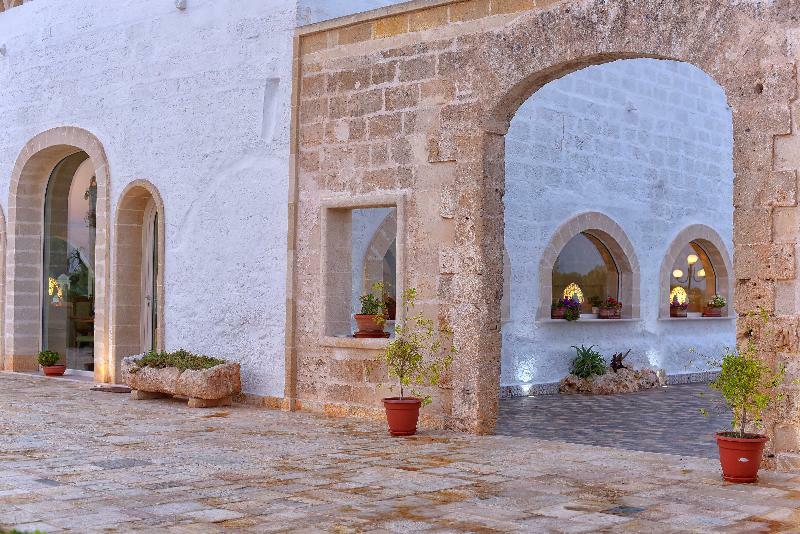 Resort & Relax Masseria Celidonia Лиццано Экстерьер фото