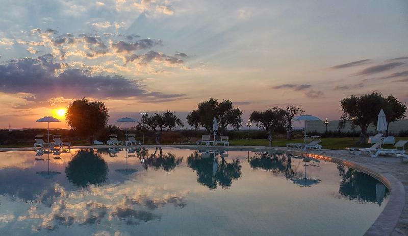 Resort & Relax Masseria Celidonia Лиццано Экстерьер фото